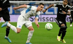 L'attaquant polonais de Marseille Arek Milik (g) auteur d'un doublé contre Qarabag en barrage aller de Ligue Europa Conférence, le 17 février 2022 au stade Vélodrome