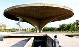 L'un des bùtiments de la Foire Internationale Rachid Karamé, un complexe conçu par le Brésilien Oscar Niemeyer, le 3 octobre à Tripoli au Liban