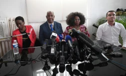 Des membres de la famille de Naomi Musenga, décédée en décembre 2017 après un appel au Samu pris à la légère, répondent aux questions de la presse le 10 mai 2018