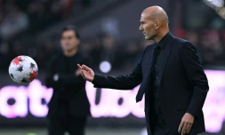 Le sélectionneur des Bleus Zinédine Zidane lors du match de Ligue des nations en Turquie, le 25 septembre 2026 à Izmit