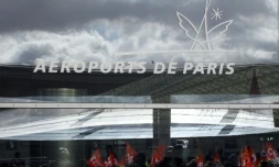 Manifestaion à l'aéroport Roissy Charles-de-Gaulle près de Paris, le 20 octobre 2010 