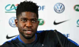 Le défenseur de Lyon et des Bleus Samuel Umtiti, le 21 mai 2016 à Biarritz