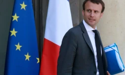 Emmanuel Macron à la sortie de l'Elysée le  23 juillet 201 à Paris