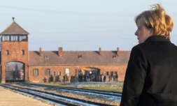 La chancelière allemande Angela Merkel au camp nazi d'Auschwitz-Birkenau, en Pologne, le 6 décembre 2019