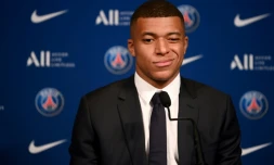 L'attaquant du PSG Kylian Mbappé en conférence de presse le 23 mai 2022 au Parc des Princes