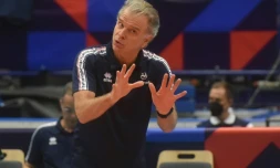 Bernardinho, alors sélectionneur de l'équipe de France de volley, lors du 8e de finale de l'Euro perdu contre la République tchÚque le 13 septembre 2021 à Ostrava, en République tchÚque