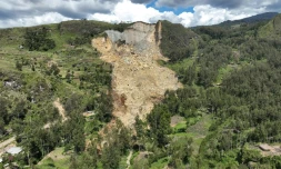 La zone affectée par le glissement de terrain dans le village de Yambali, en Papouasie-Nouvelle-Guinée, le 27 mai 2024