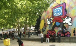 Capture d'écran montrant la plus grande fresque murale d'Europe à Evry dans la banlieue parisienne, le 26 septembre 2015