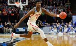 Selon le témoin clé d'un procès à New York, la famille du basketteur Deandre Ayton aurait bénéficié de dessous de table