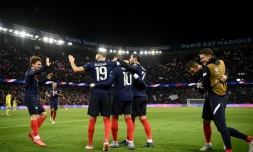 Les joueurs de l'équipe de France se sont amusés face à Kazakhstan au Parc des Princes et validé leur qualification pour le Mondial-2022, le 13 novembre 2021     