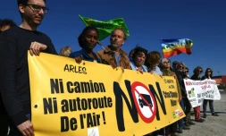 Manifestation contre un projet d'autoroute en Camargue, à Saint-Martin-de-Crau, le 1er mars 2019