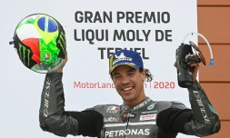 L'Italien Franco Morbidelli après sa victoire au Grand Prix de Teruel catégorie MotoGP, le 25 octobre 2020 sur le circuit d'Alcaniz