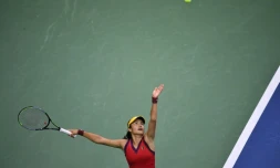 La Britannique Emma Raducanu face à la Grecque Maria Sakkari en demi-finale de l'US Open à New York le 9 septembre 2021
