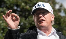 Le président américain Donald Trump, de retour de Floride, fait une déclaration à la presse, le 14 septembre 2017 à la Maison Blanche, à Washington