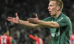 L'attaquant de Saint-Etienne Robert Beric buteur lors de la victoire à domicile sur Nîmes 2-1 en match décalé de la 30e journée le 1er avril 2019 