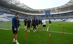 L'équipe de France à l'entraînement sur la pelouse du Stade de France, à la veille du match d'ouverture de l'Euro, le 96 juin 2016