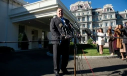 Mike Pompeo s'exprimant devant la presse à la Maison Blanche après sa rencontre avec Donald Trump le 18 octobre 2018
