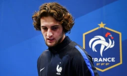 Le milieu Adrien Rabiot lors d'une conférence de presse avec l'équipe de France à Clairefontaine, le 8 novembre 2016