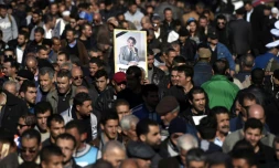 Les funérailles, dignes d'un chef d'Etat et suivies par des dizaines de milliers de personnes, de l'opposant algérien Hocine Aït-Ahmed, le 1er janvier 2016 à Alger