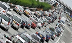 La circulation difficile avec un pic de 410 kilomètres de bouchons au premier jour du grand chassé-croisé le 29 juillet 2016