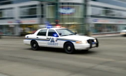 Voiture de shérif dans des rues d'Edmonton au Canada, le 21 octobre 2009