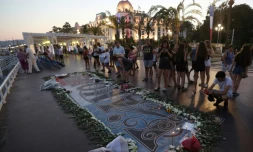 Hommage aux victimes de l'attentat de Nice de 2016, le 14 juillet 2017 sur la Promenade des Anglais à Nice
