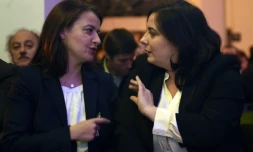 Cécile Duflot et Emmanuelle Cosse à Paris le 3 décembre 2015