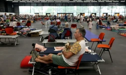 Des personnes évacuées à cause des incendies ont été accueillies au Parc des Expositions de Bordeaux, le 25 juillet 2026