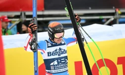 Le Français Nils AllÚgre à l'arrivée du Super-G de Garmisch-Partenkirchen (Allemagne), une épreuve de la Coupe du monde de ski alpin, le 27 janvier 2024