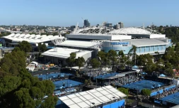 Vue générale des courts de tennis du Melbourne Park, le 19 janvier 2019  