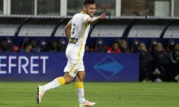 Sofiane Boufal célèbre un but pour Lille face àu Gazélec, le 16 avril 2016 à Ajaccio