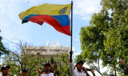 Les Vénézuéliens protestent contre le président Nicolas Maduro le 29 juillet 2017