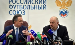 Le ministre russe des Sports Vitali Moutko lors de la présentation du sélectionneur Stanislav Tchertchessov, le 11 août 2016 à Moscou