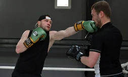 Des boxeurs amateurs s'entraînent au club de boxe All Stars, le 10 mai 2022 à Kiev, en Ukraine 
