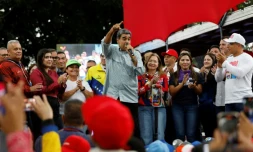 Le président vénézuélien Nicolas Maduro prend la parole pendant une manifestation à Caracas, le 28 août 2024