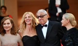 Isabelle Huppert, Sandrine Kiberlain, André Téchiné et Emmanuelle Beart, à Cannes le 22 mai 2017