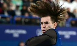 Mikhail Shaidorov lors de son programme libre de patinage artistique le 13 février 2026 sur la patinoire de Milan
oĂč le Kazakhstanais a Ă©tĂ© sacrĂ© champion olympique au terme d'une soirĂ©e oĂč le favori amĂ©ricain Ilia Malinin est passĂ© au travers