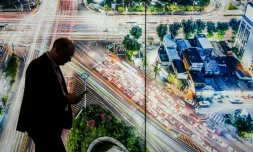 Un visiteur du Congrès Mondial des télécoms, le 27 février 2017 à Barcelone