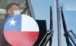 Le défenseur chilien Gary Medel quitte l'hôtel pour se rendre à l'entraînement, à Cuiaba (Brésil), le 20 juin 2021