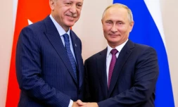 Photo des présidents turc Recep Tayyip Erdogan et russe Vladimir Poutine lors de leur rencontre à Sotchi (Russie), le 17 septembre 2018.