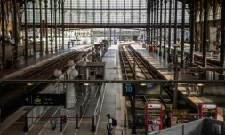 Des quais déserts à la Gare du Nord lors d'une grÚve à la SNCF, le 24 avril 2018 à Paris