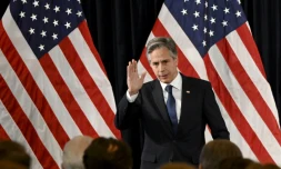 Le chef de la diplomatie américaine Antony Blinken arrive à la mairie d'Helsinki, le 2 juin 2023