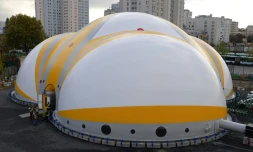 Le premier centre humanitaire pour migrants, près de la porte de la Chapelle, le 8 novembre 2016 à Paris