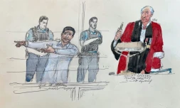 Croquis d'audience réalisé le 21 septembre 2026 montrant Loïk Le Priol, debout à gauche, devant la cour d'assises de Paris pour le meurtre du rugbyman argentin Federico Martin Aramburu