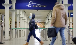 Londres supprime la quarantaine pour les personnes vaccinées arrivant de France métropolitaine