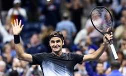 Le Suisse Roger Federer remporte le match contre l'Américain Frances Tiafoe, lors du 1er tour de l'US Open, le 29 août 2017 à New York