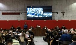 La salle d'audience du tribunal de Gênes, le jour du verdict concernant l'effondrement du pont Morandi en 2018, le 16 juillet 2026 en Italie