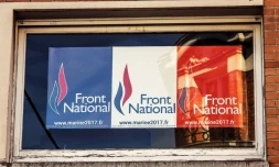 Le principe d'un changement de nom du Front national a été validé par une "courte majorité"
