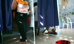 15,17% des électeurs avaient voté à 11 ce dimanche 13 juin 2004 pour les élections européennes