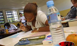 Mercredi 9 juin 2004 -

Bac 2004 : l'heure de vérité.